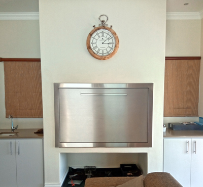 Brick Braai with stainless frame and Professional door